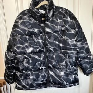 BP. Black and White Puffer Jacket Water Ripple Print - Size Small‎